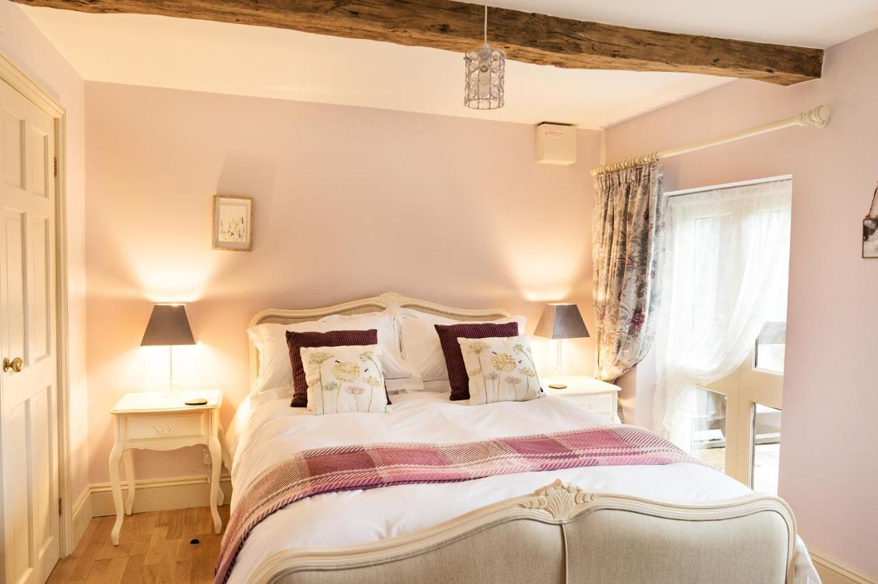 Neuadd B&B Suites Crickhowell Εξωτερικό φωτογραφία