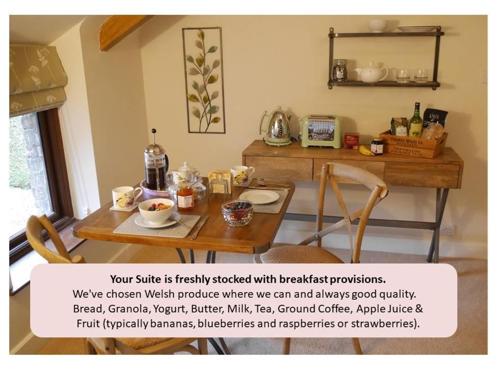 Neuadd B&B Suites Crickhowell Εξωτερικό φωτογραφία