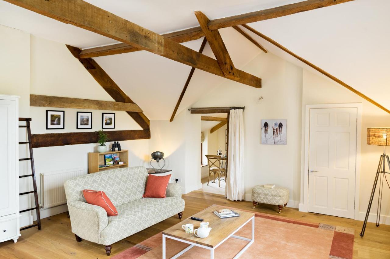 Neuadd B&B Suites Crickhowell Εξωτερικό φωτογραφία