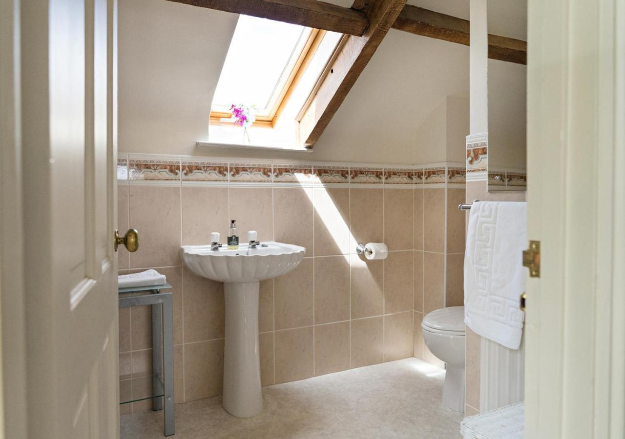 Neuadd B&B Suites Crickhowell Εξωτερικό φωτογραφία